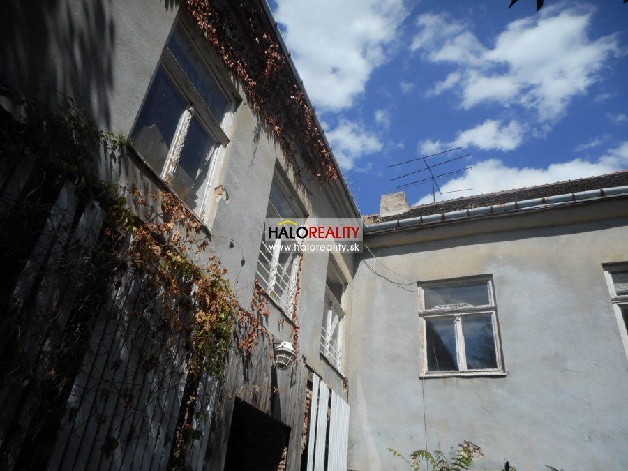 Predaj Administratívny objekt Administratívny objekt-Predaj-Trnava-280000.00 €