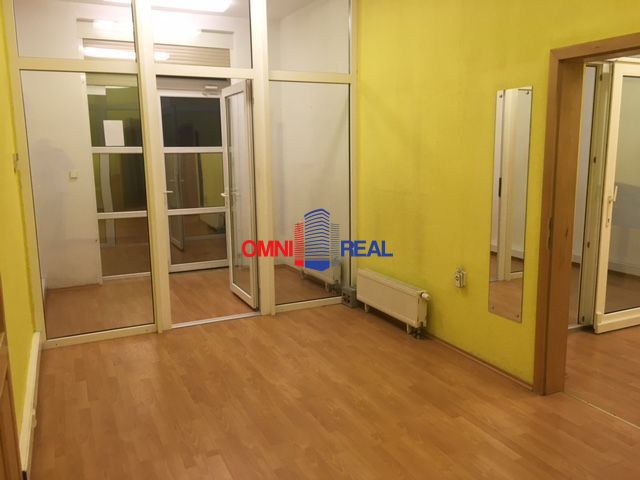 Predaj Polyfunkčný objekt Polyfunkčný objekt-Predaj-Bratislava - mestská časť Karlova Ves-173500.00 €