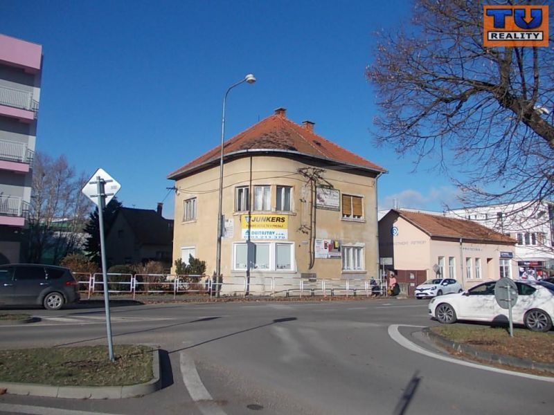 Predaj Rodinný dom Rodinný dom-Predaj-Levice-290000.00 €
