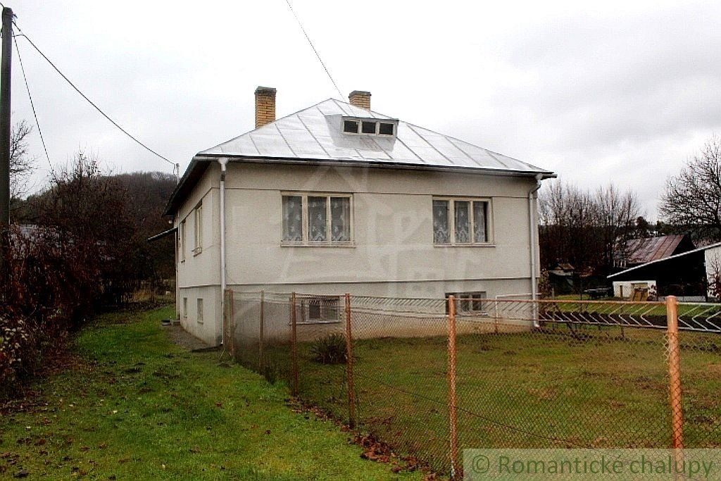 Predaj Poľnohospodársky objekt Poľnohospodársky objekt-Predaj-Rokytov pri Humennom-86000.00 €