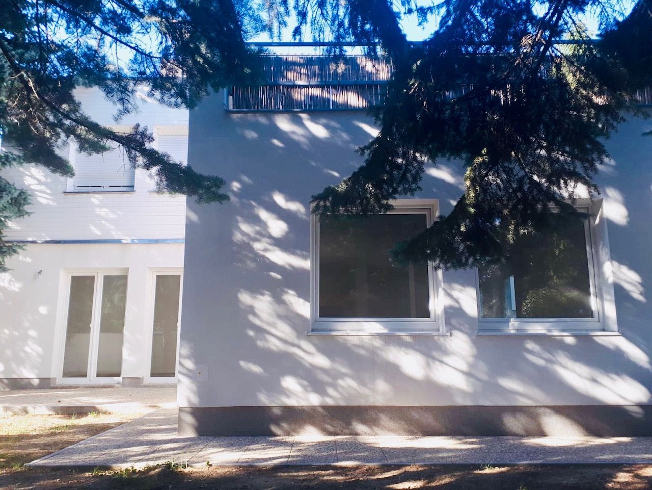 Predaj Iný Iný-Predaj-Bratislava - mestská časť Lamač-299000.00 €