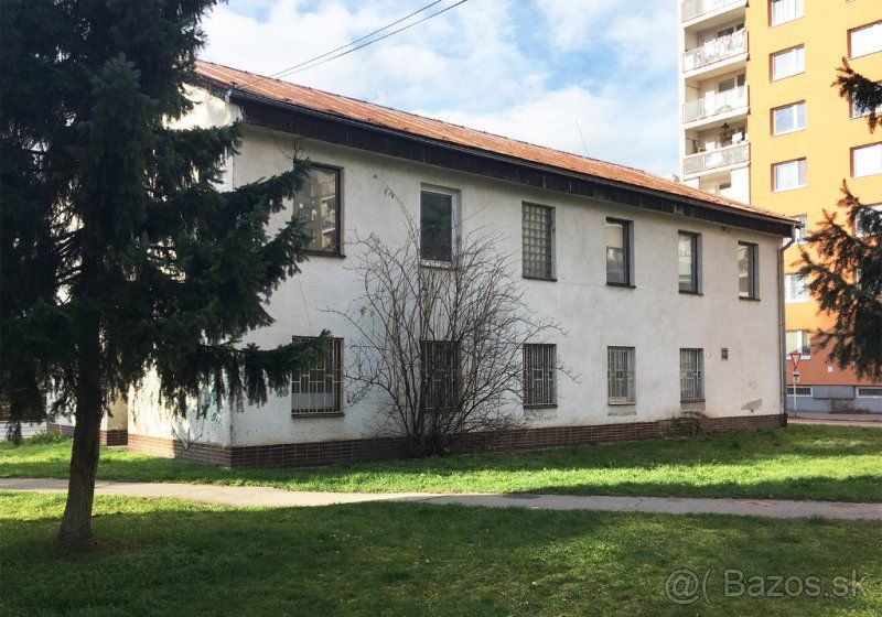 Predaj Administratívny objekt Administratívny objekt-Predaj-Vrútky-183000.00 €