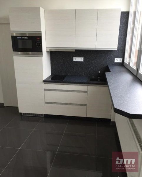 Prenájom Iný Iný-Prenájom-Bratislava - mestská časť Ružinov-535.00 €