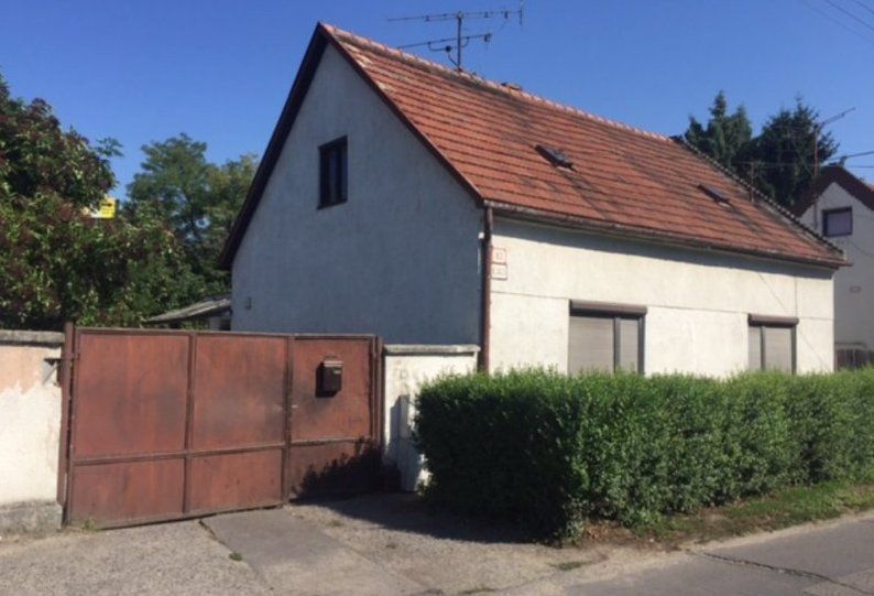 Predaj Polyfunkčný objekt Polyfunkčný objekt-Predaj-Bratislava - mestská časť Ružinov-225000.00 €