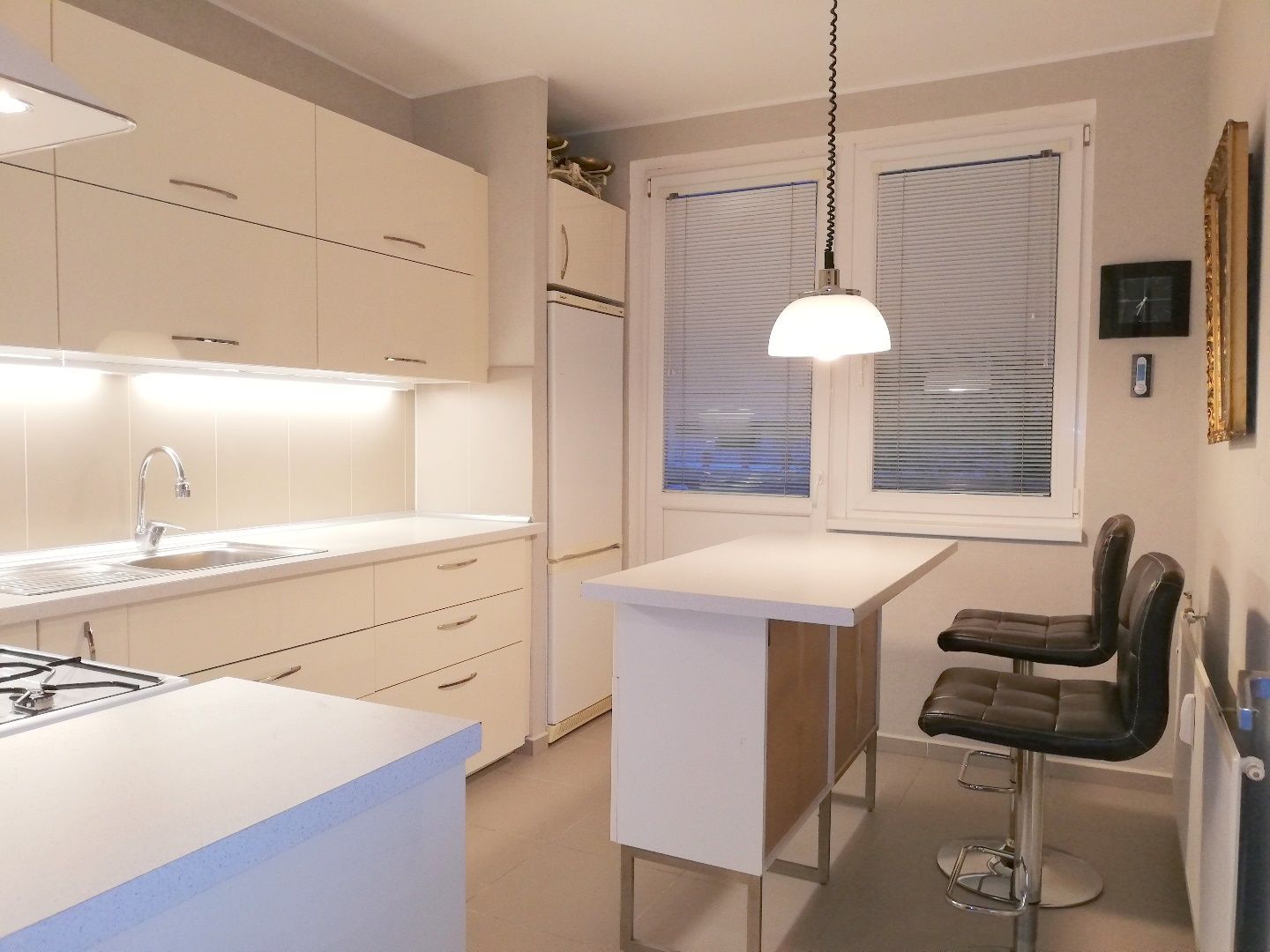 Predaj Iný Iný-Predaj-Bratislava - mestská časť Petržalka-195000.00 €