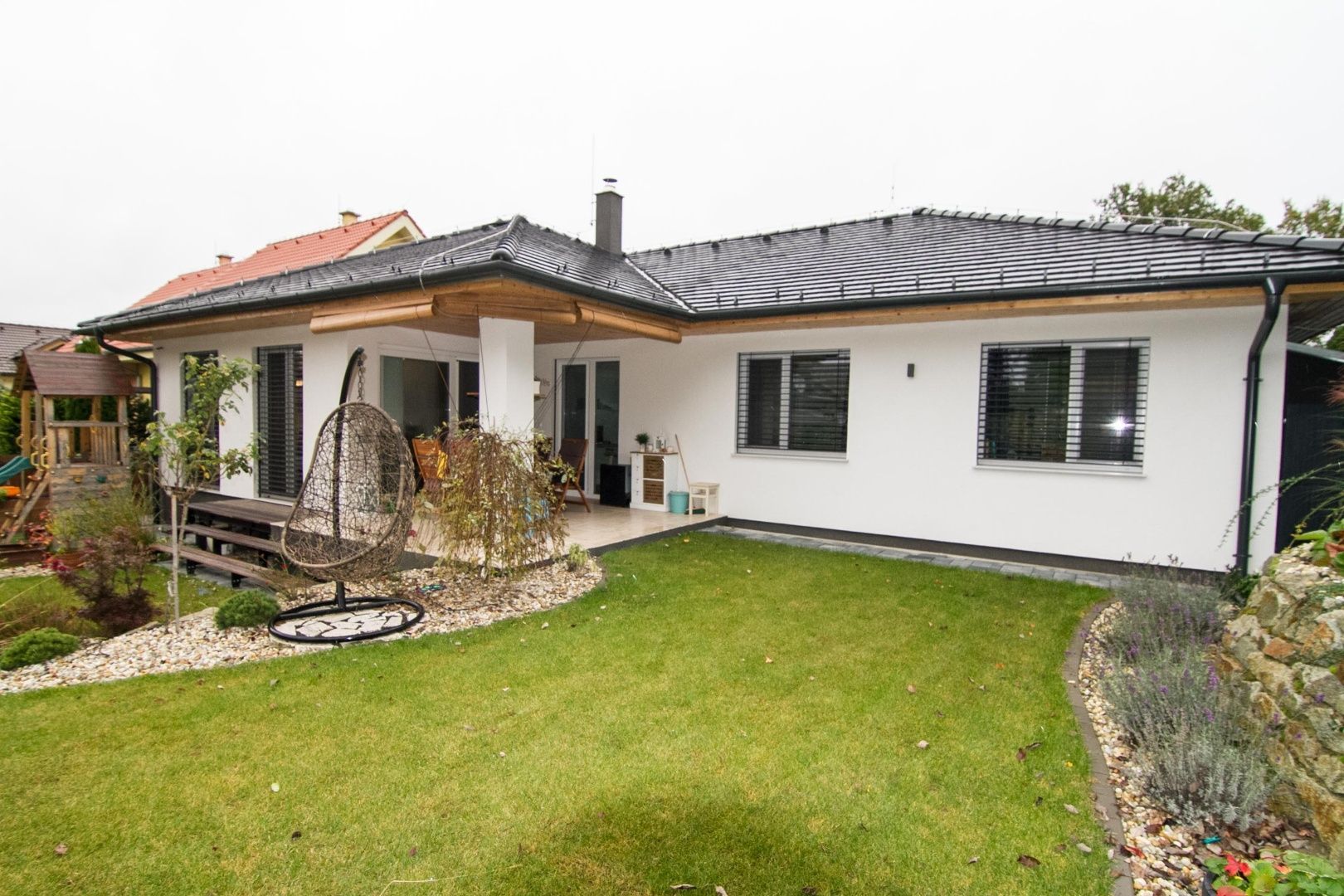 Predaj Rodinný dom Rodinný dom-Predaj-Stupava-375000.00 €