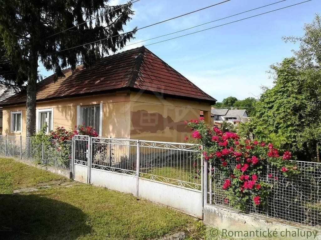 Predaj Rodinný dom Rodinný dom-Predaj-Sečianky-25000.00 €