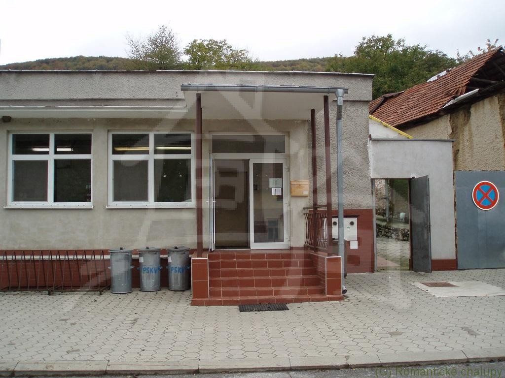 Predaj Rodinný dom Rodinný dom-Predaj-Šípkov-83900.00 €