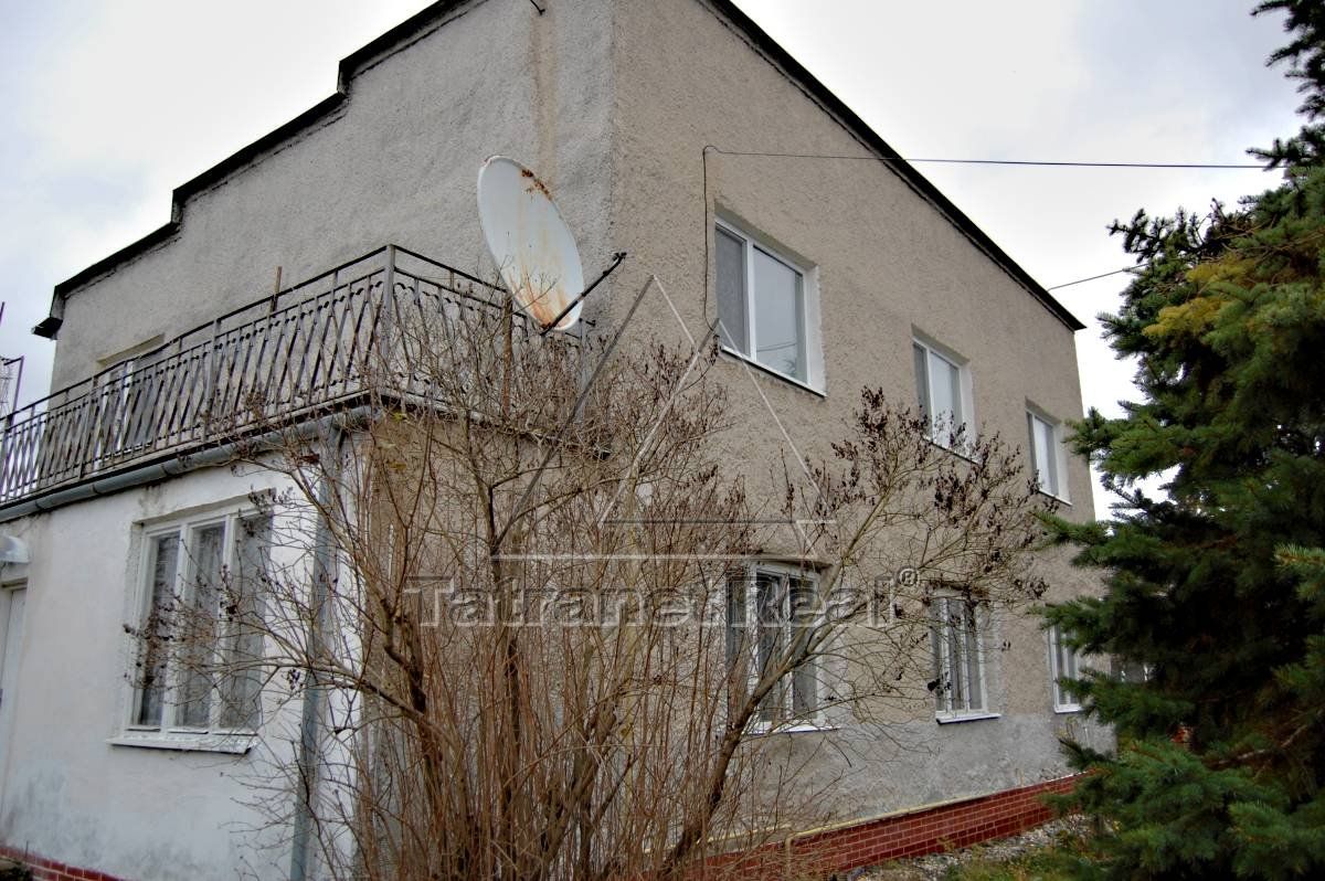 Predaj Rodinný dom Rodinný dom-Predaj-Tovarné-1.00 €