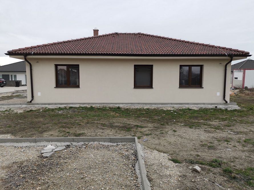 Predaj Rodinný dom Rodinný dom-Predaj-Dolný Bar-113900.00 €