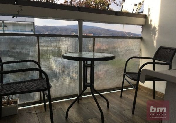 Prenájom Iný Iný-Prenájom-Bratislava - mestská časť Dúbravka-410.00 €