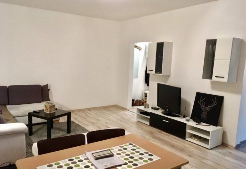 Prenájom Iný Iný-Prenájom-Bratislava - mestská časť Petržalka-640.00 €