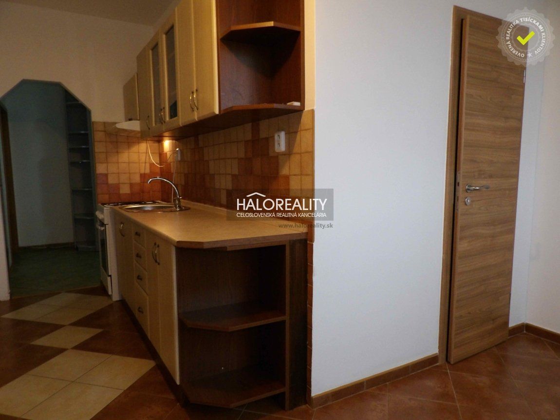 Prenájom Iný Iný-Prenájom-Šaľa-520.00 €