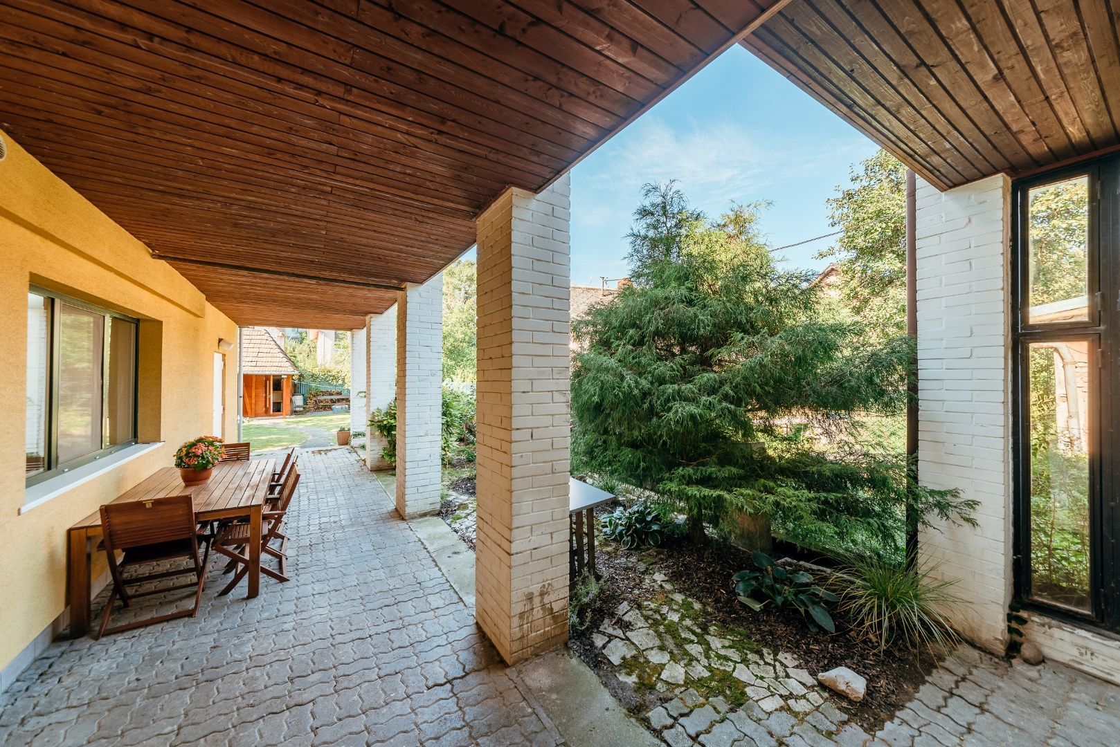 Predaj Rodinný dom Rodinný dom-Predaj-Bratislava - mestská časť Karlova Ves-570000.00 €