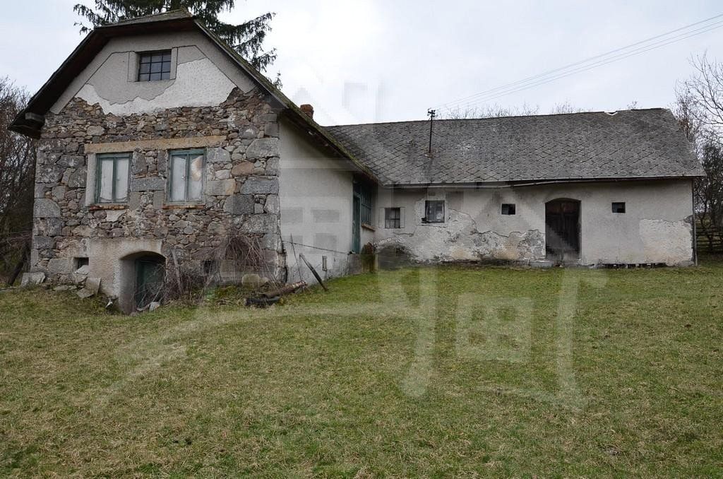 Predaj Poľnohospodársky objekt Poľnohospodársky objekt-Predaj-Cerovo-198000.00 €