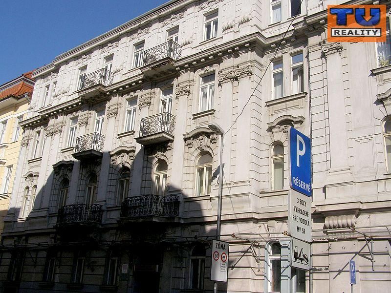Predaj 4-izbový byt 4-izbový byt-Predaj-Bratislava - mestská časť Staré Mesto-415000.00 €