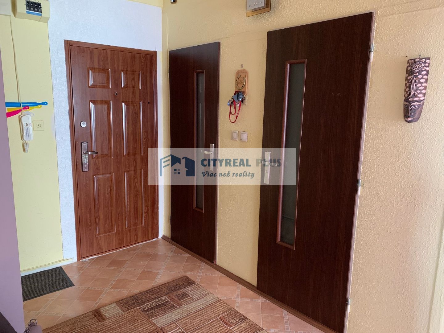 Predaj Iný Iný-Predaj-Nové Zámky-74890.00 €