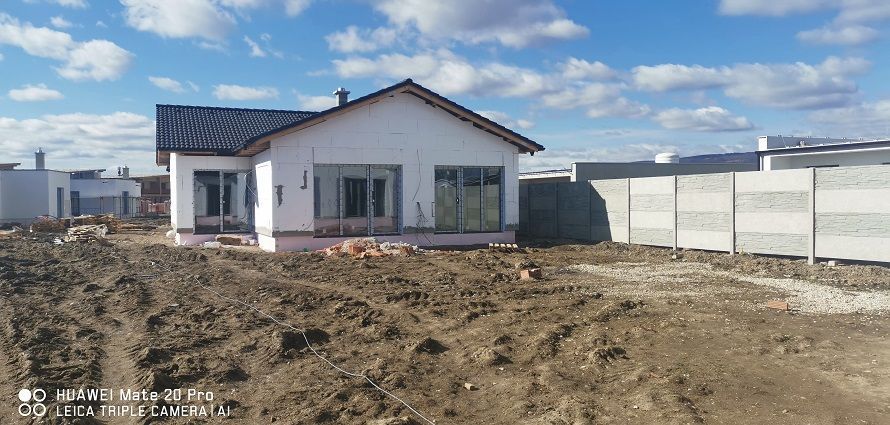 Predaj Rodinný dom Rodinný dom-Predaj-Slovenský Grob-177000.00 €