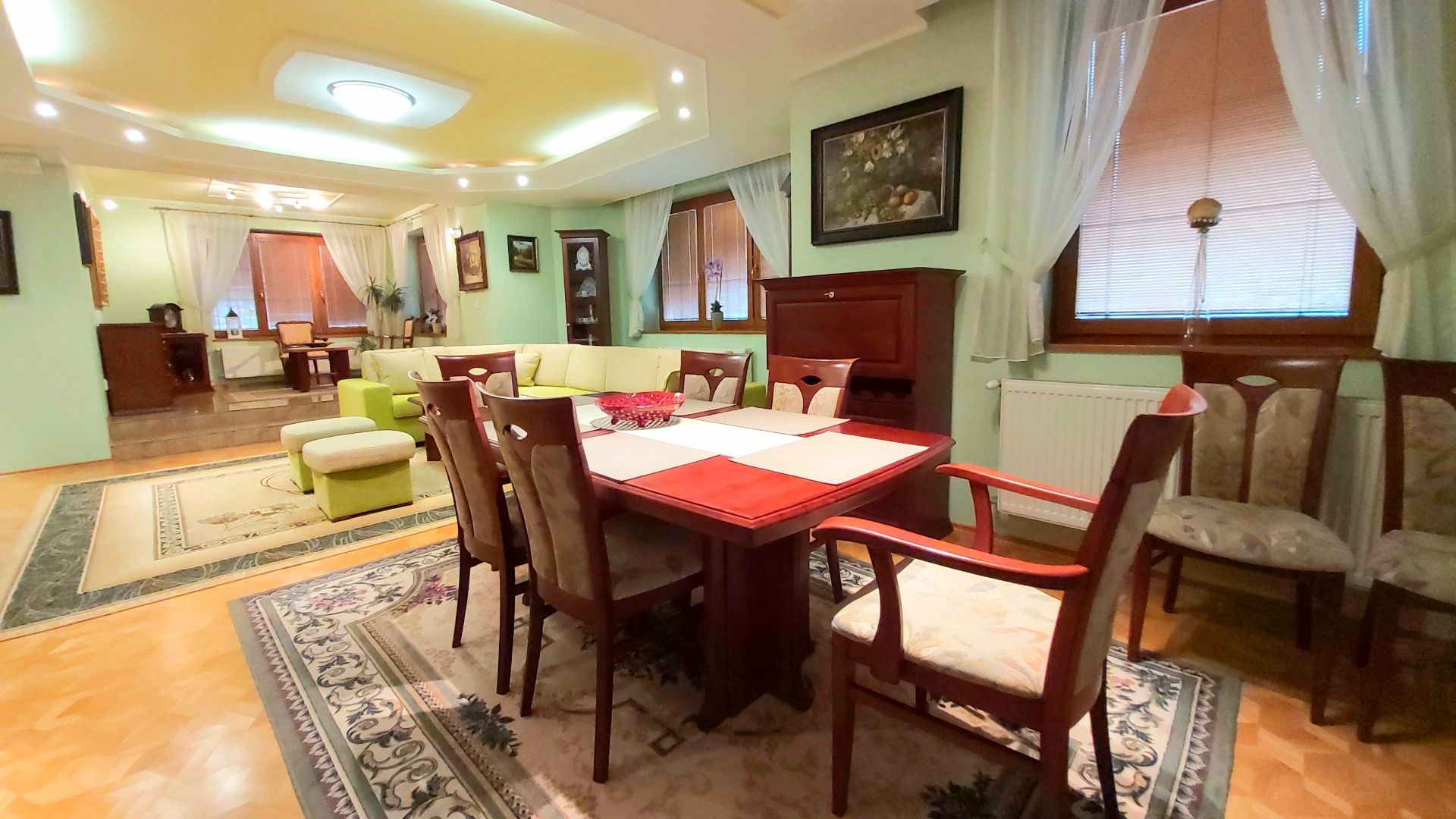 Predaj Vila Vila-Predaj-Košice - mestská časť Juh-329900.00 €