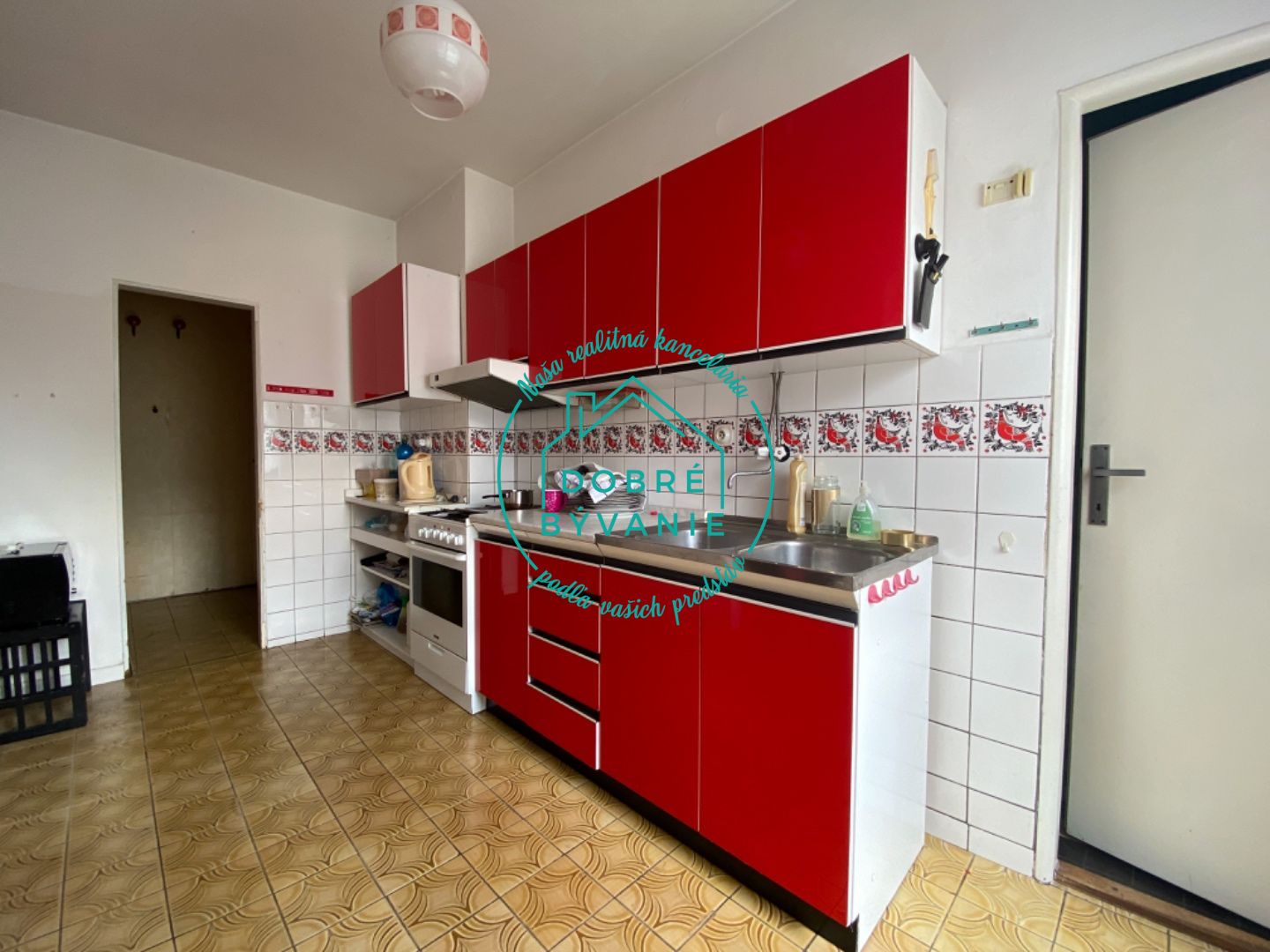 Predaj Rodinný dom Rodinný dom-Predaj-Nové Zámky-153000.00 €