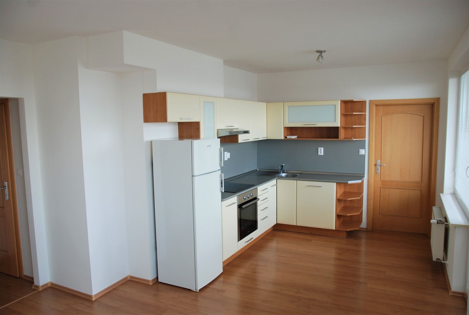 Prenájom Iný Iný-Prenájom-Bratislava - m. č. Podunajské Biskupice-430.00 €