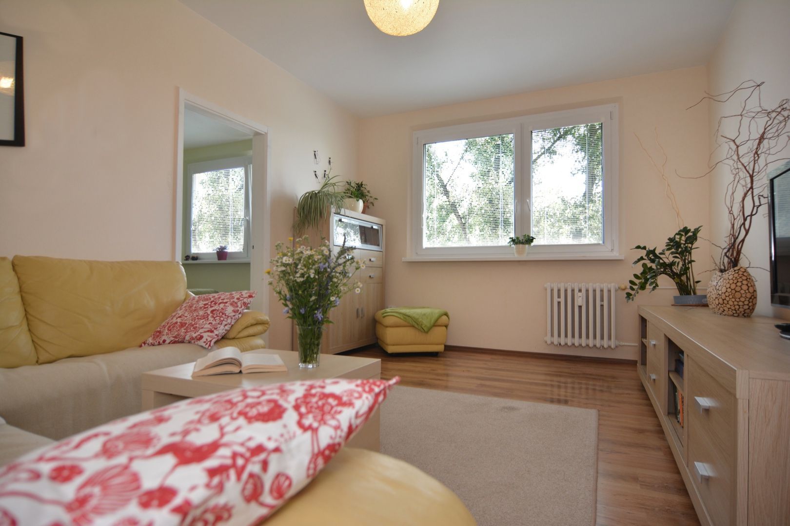 Predaj Iný Iný-Predaj-Bratislava - mestská časť Dúbravka-131900.00 €