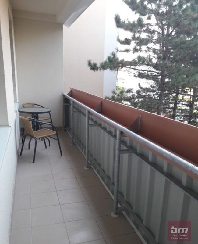 Prenájom Iný Iný-Prenájom-Bratislava - mestská časť Dúbravka-470.00 €