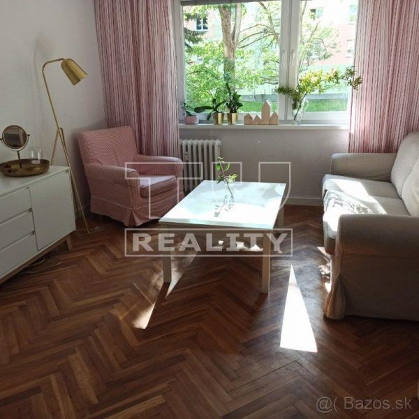 Prenájom Iný Iný-Prenájom-Banská Bystrica-550.00 €