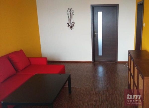 Prenájom Iný Iný-Prenájom-Bratislava - mestská časť Vrakuňa-620.00 €