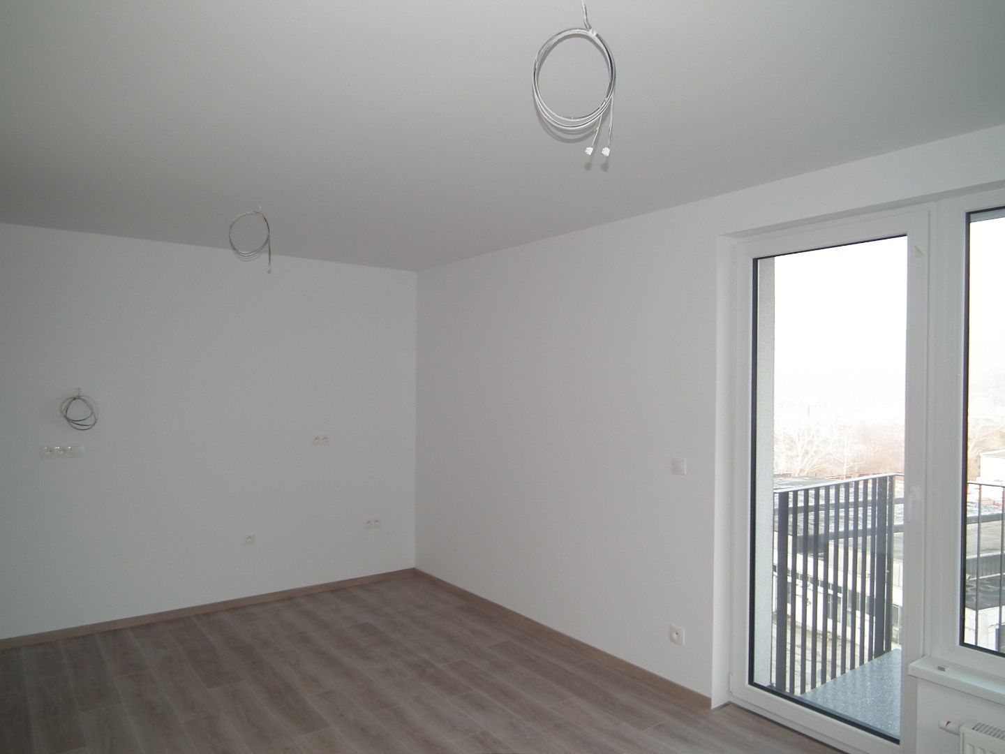 Predaj Iný Iný-Predaj-Bratislava - mestská časť Dúbravka-129850.00 €