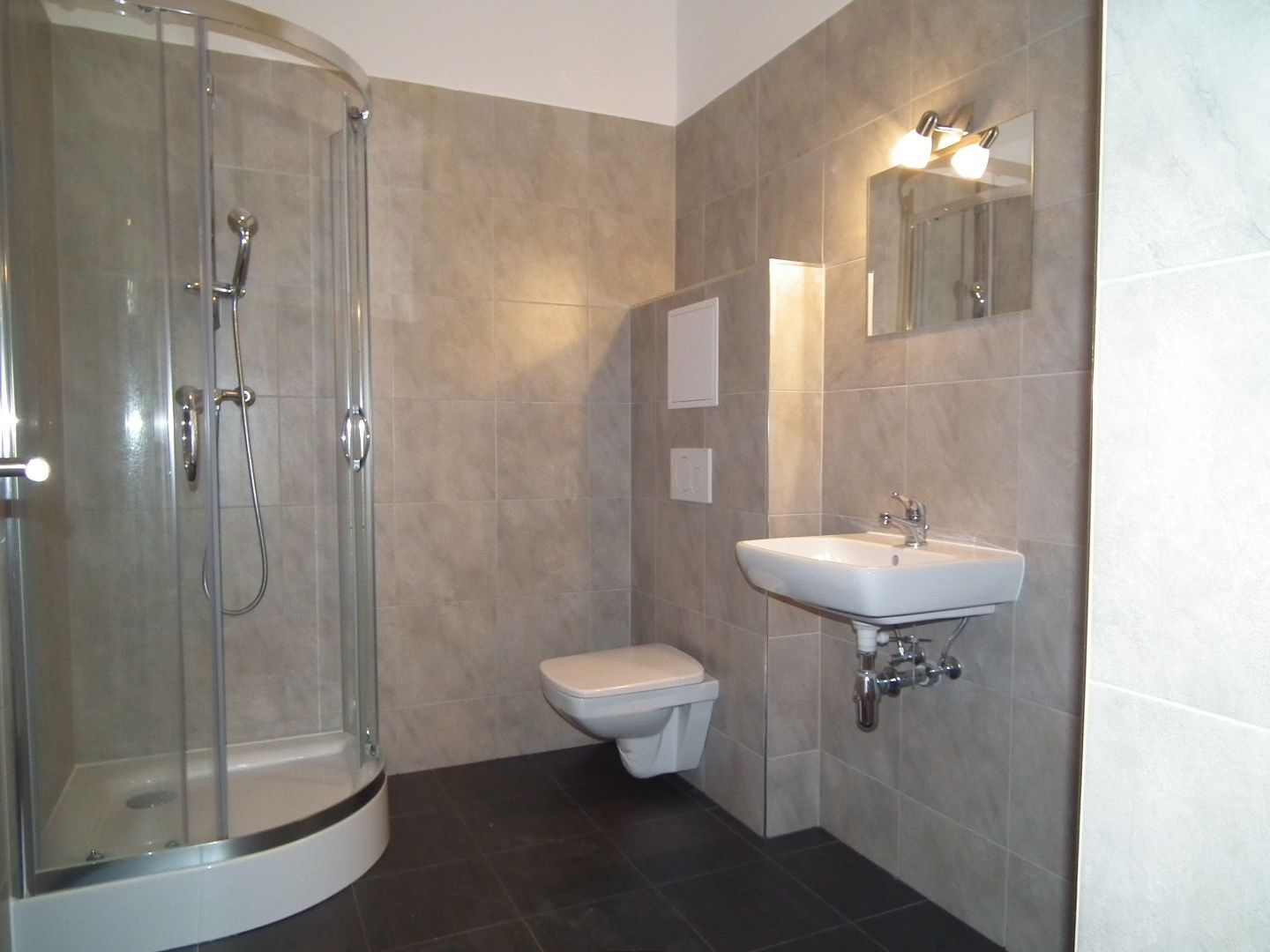 Predaj Iný Iný-Predaj-Bratislava - mestská časť Ružinov-76847.00 €
