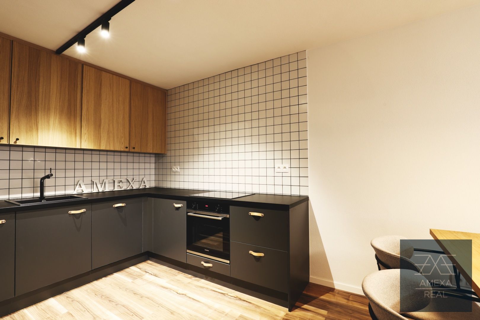 Prenájom Iný Iný-Prenájom-Bratislava - mestská časť Petržalka-650.00 €