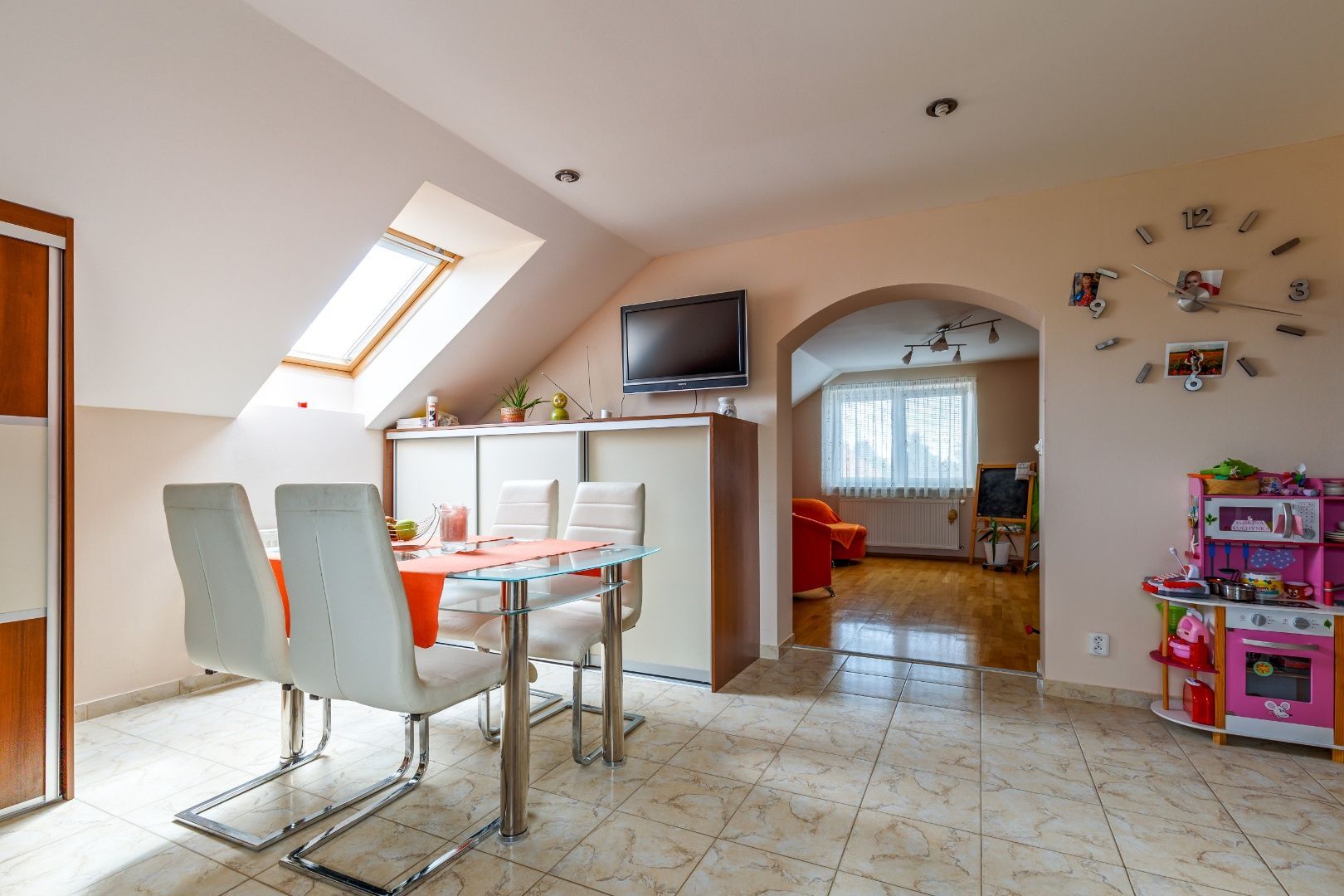 Predaj Rodinný dom Rodinný dom-Predaj-Ivanka pri Dunaji-386900.00 €