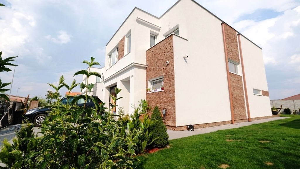 Predaj Rodinný dom Rodinný dom-Predaj-Chorvátsky Grob-320000.00 €