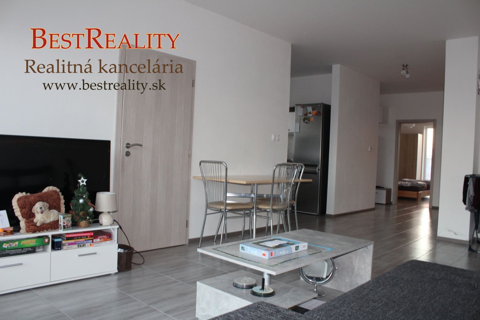 Prenájom Rodinný dom Rodinný dom-Prenájom-Rovinka-800.00 €