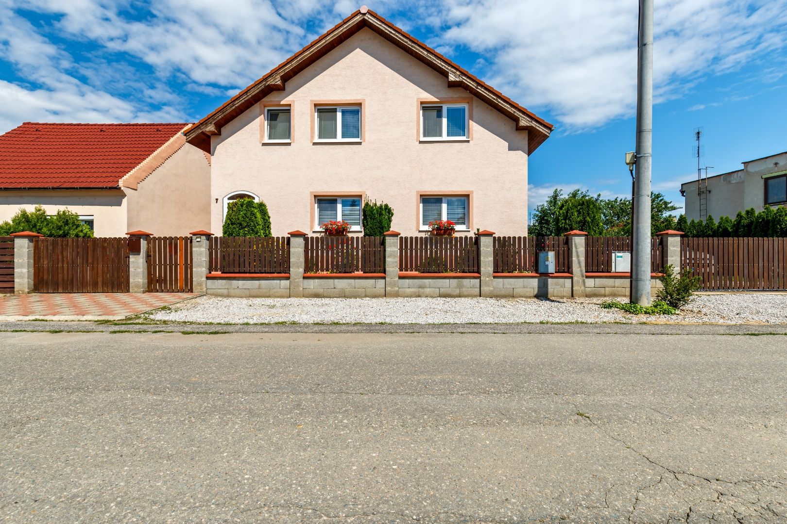 Predaj Rodinný dom Rodinný dom-Predaj-Ivanka pri Dunaji-386900.00 €