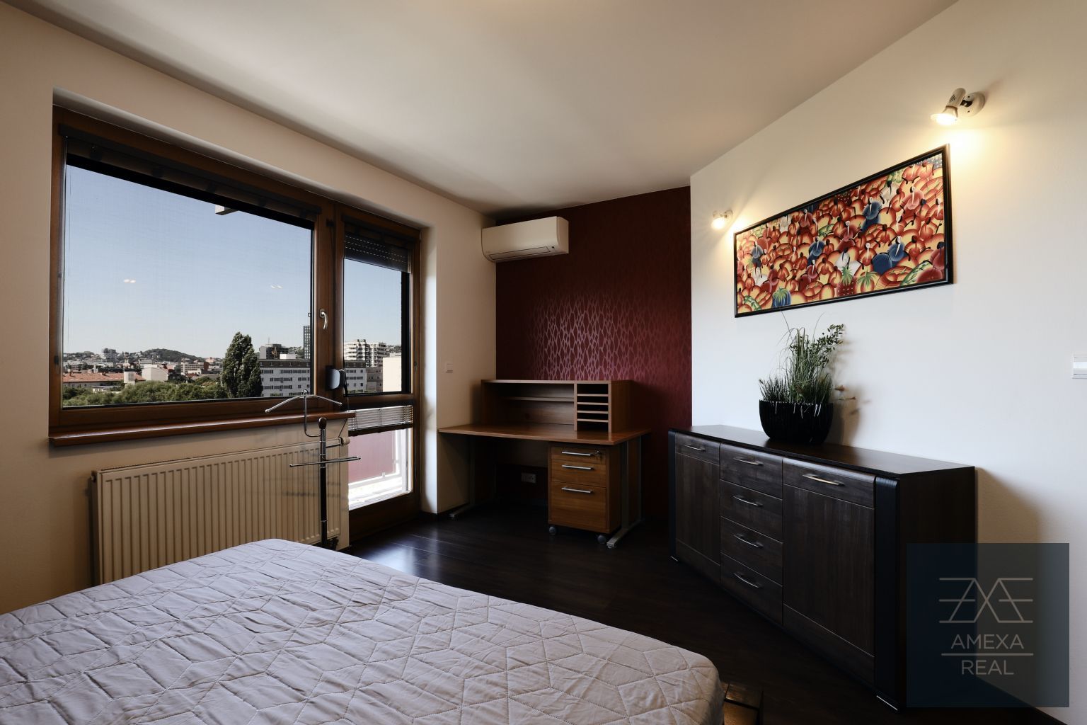 Predaj 3-izbový byt 3-izbový byt-Predaj-Bratislava - mestská časť Ružinov-299000.00 €