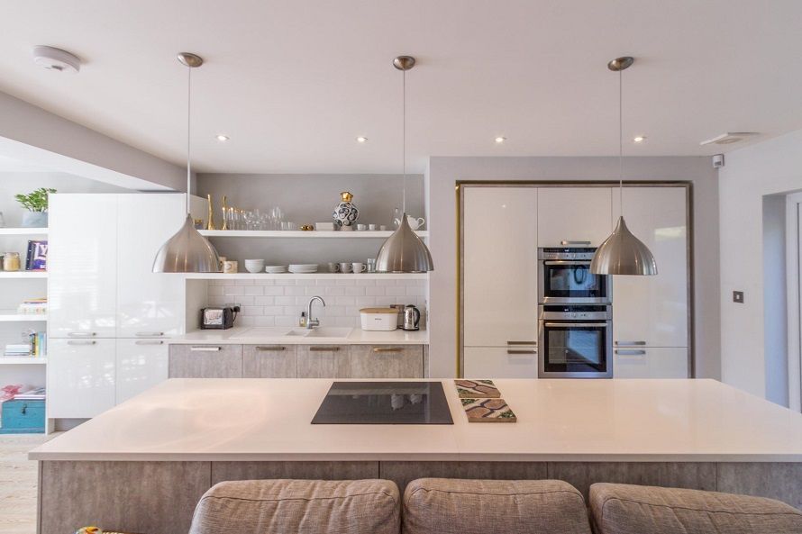 Predaj 3-izbový byt 3-izbový byt-Predaj-Bratislava - mestská časť Nové Mesto-335000.00 €