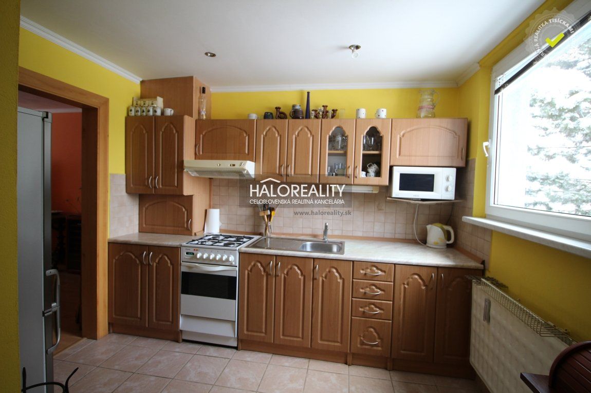 Predaj 3-izbový byt 3-izbový byt-Predaj-Martin-104000.00 €