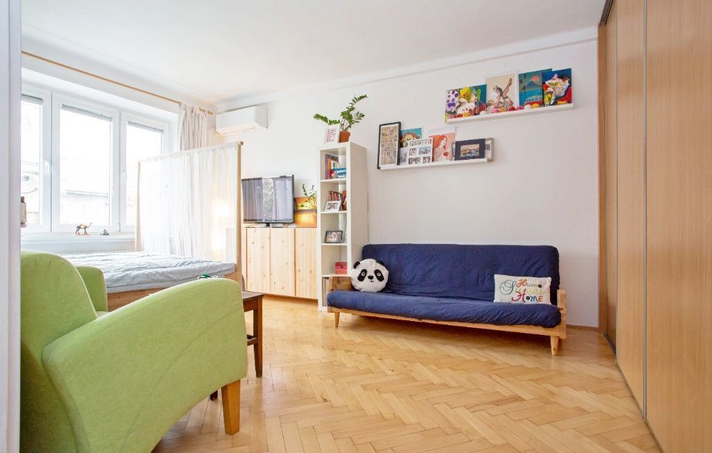 Prenájom 1-izbový byt 1-izbový byt-Prenájom-Bratislava - mestská časť Nové Mesto-400.00 €
