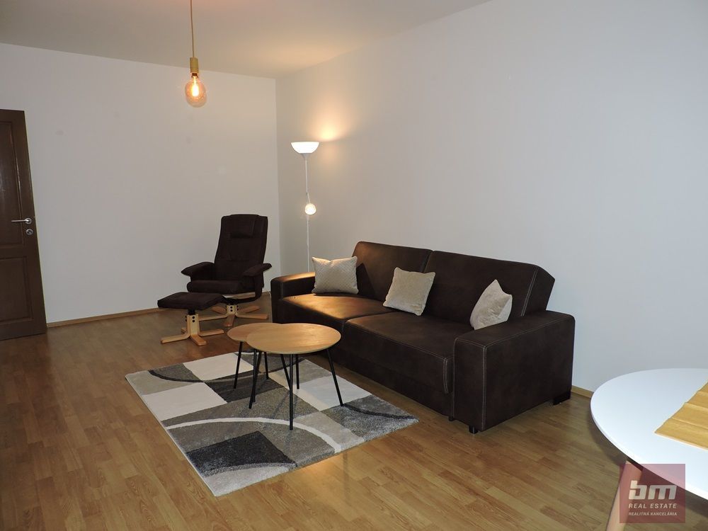 Predaj 2-izbový byt 2-izbový byt-Predaj-Bratislava - mestská časť Ružinov-175500.00 €