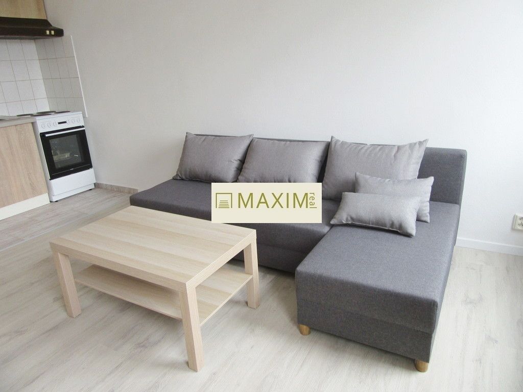 Prenájom Garzónka Garzónka-Prenájom-Bratislava - mestská časť Petržalka-360.00 €