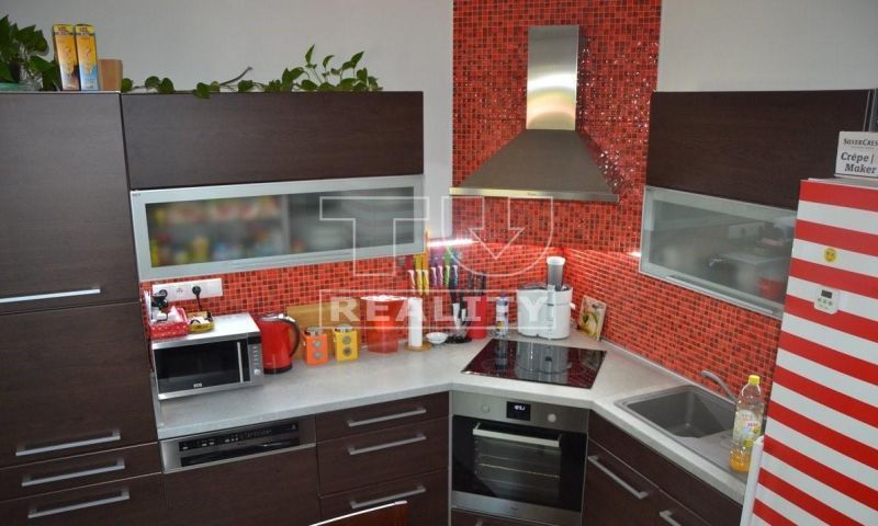 Predaj 3-izbový byt 3-izbový byt-Predaj-Banská Bystrica-167000.00 €