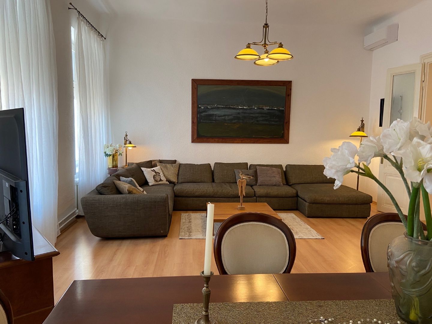 Prenájom 5-izbový a viac... 5-izbový a viac...-Prenájom-Bratislava - mestská časť Staré Mesto-1500.00 €