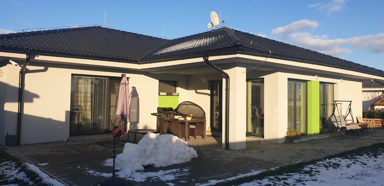 Prenájom Rodinný dom Rodinný dom-Prenájom-Hrubý Šúr-1000.00 €