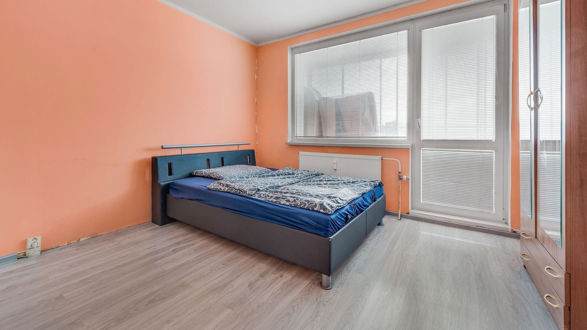 Predaj Garzónka Garzónka-Predaj-Bratislava - mestská časť Petržalka-93000.00 €