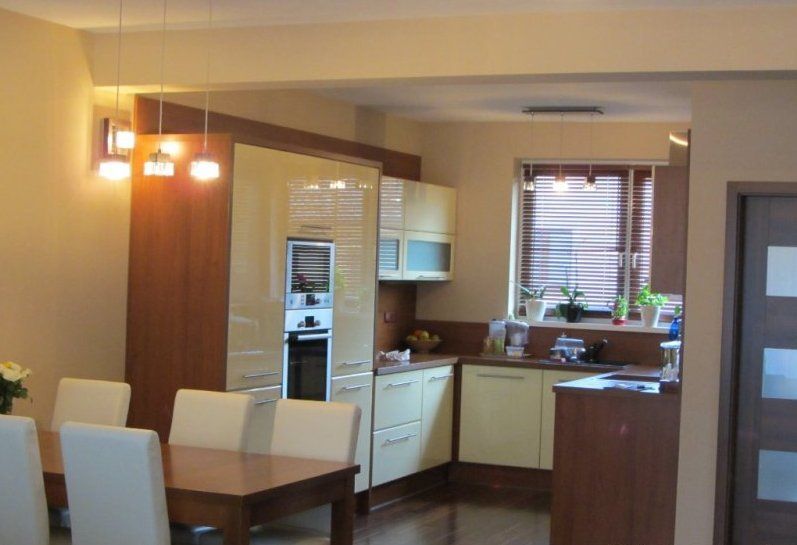 Prenájom Rodinný dom Rodinný dom-Prenájom-Marianka-1500.00 €