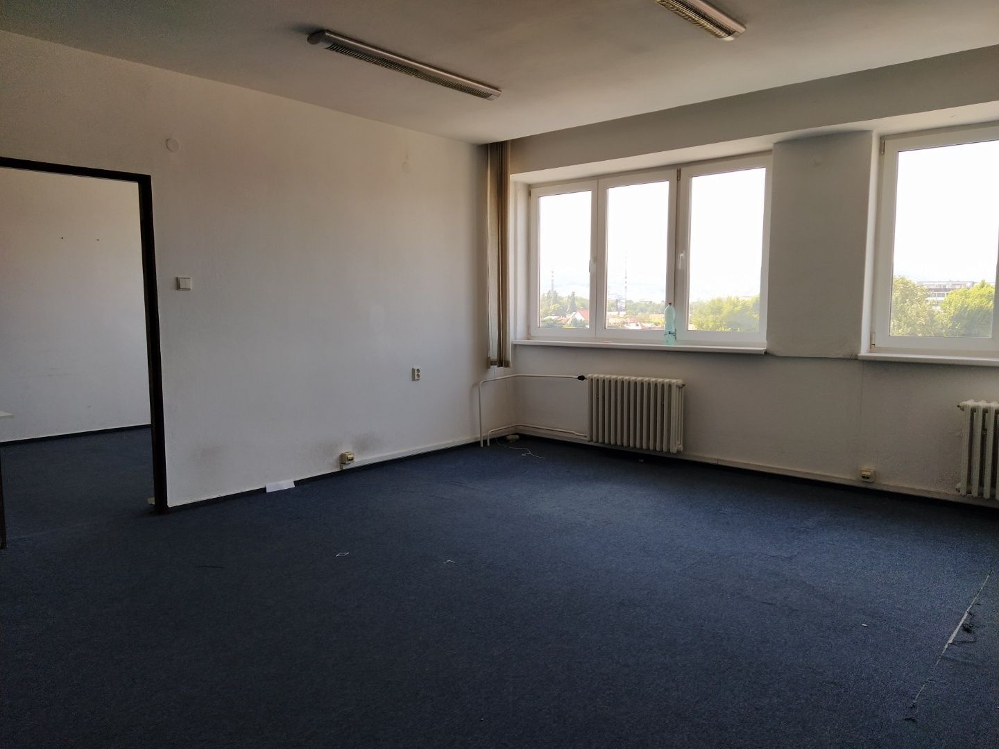 Prenájom Polyfunkčný objekt Polyfunkčný objekt-Prenájom-Bratislava - mestská časť Ružinov-280.00 €