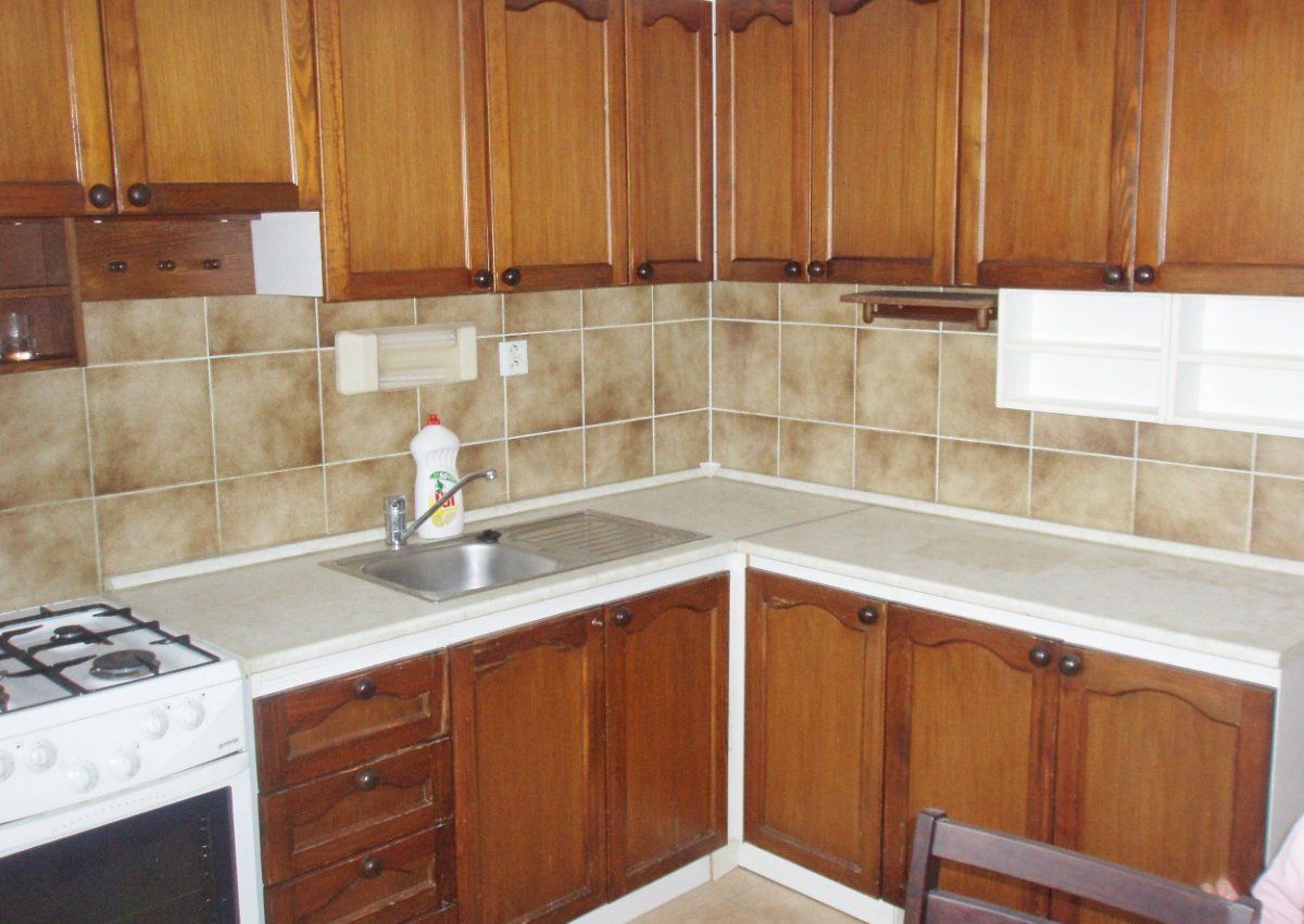 Prenájom 3-izbový byt 3-izbový byt-Prenájom-Bratislava - mestská časť Petržalka-650.00 €