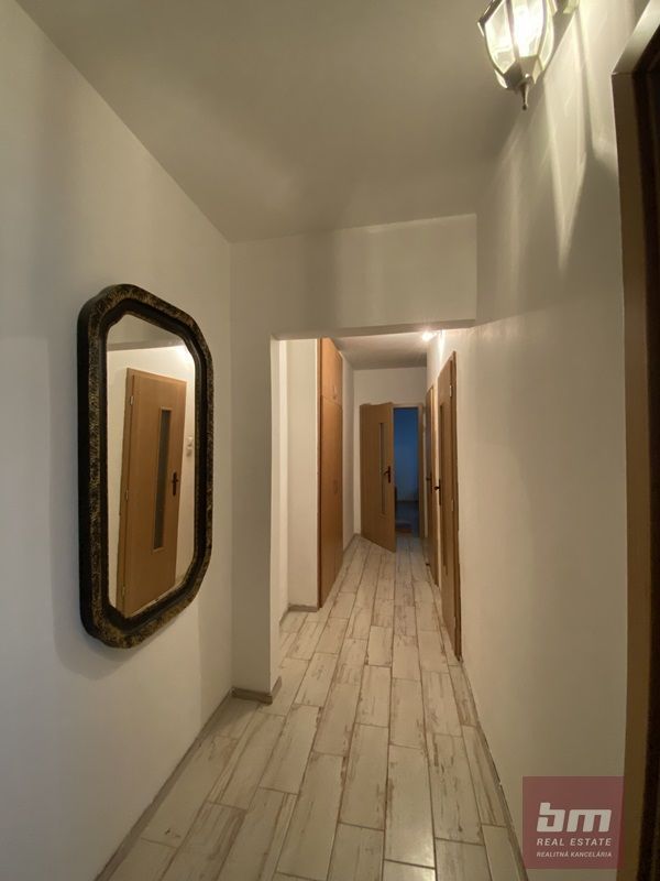 Predaj 2-izbový byt 2-izbový byt-Predaj-Bratislava - mestská časť Dúbravka-133000.00 €